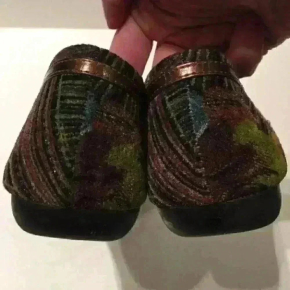 Aldo Womans Flats Sz 38 7.5 Floral Carpet Ballet vintage 90s - Picture 6 of 9